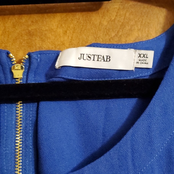 Royal Blue Dress w/Pockets and Rear Zipper - Picture 3 of 3